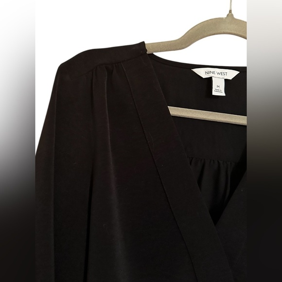 Nine West Black Crisscross Surplice Blouse With Bubble Sleeves - Women’s M - Picture 6 of 13